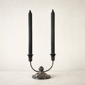 Vintage tvåarmad ljusstake nylisver