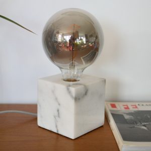 BORDSLAMPA, marmor, 2000-tal